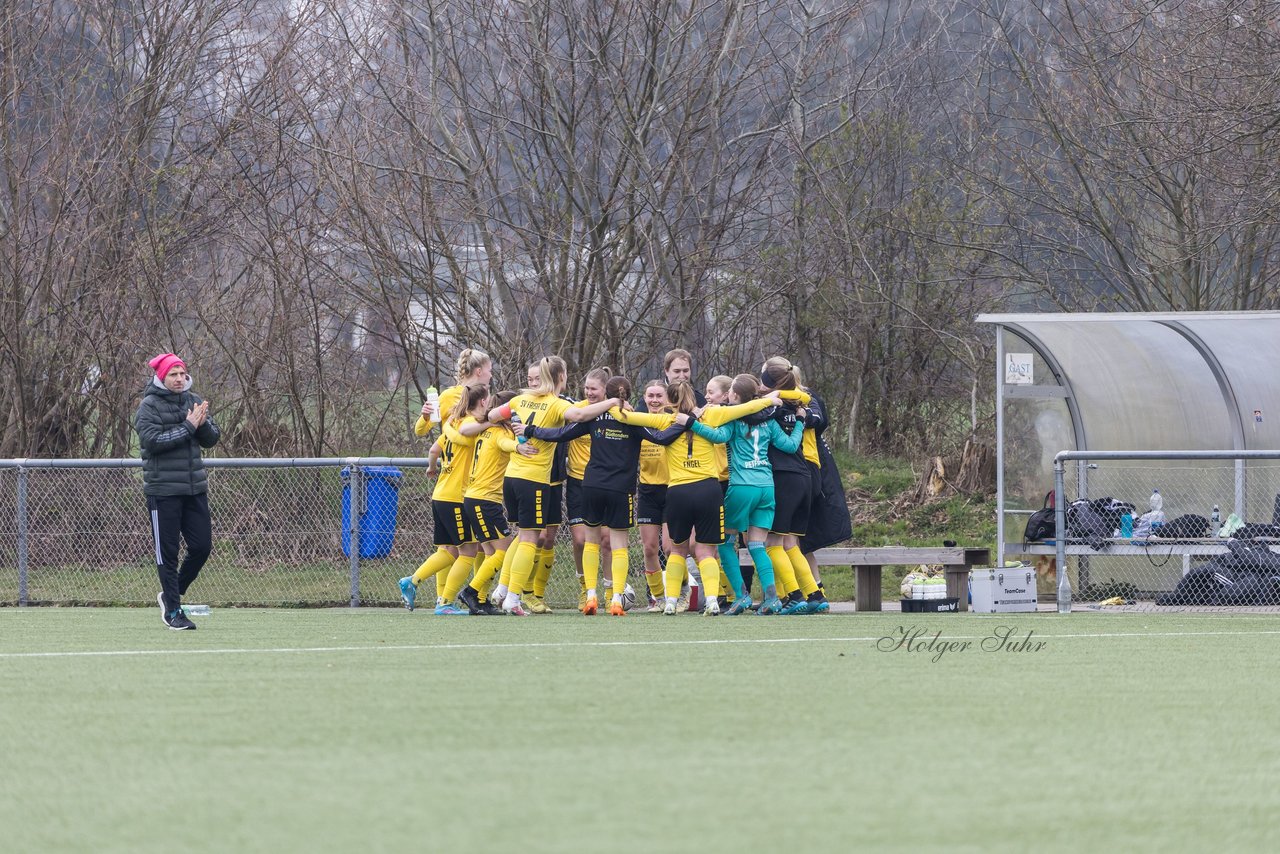 Bild 476 - F SSC Hagen Ahrensburg - SV Frisia Risum-Lindholm : Ergebnis: 1:2